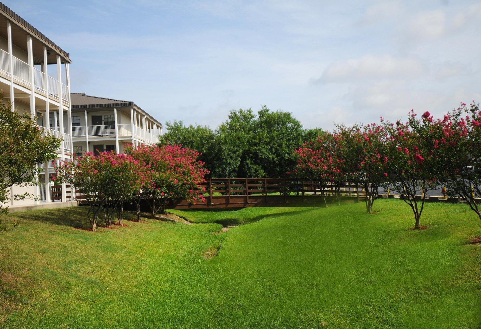 Studio 6-San Antonio, Tx - Lackland Afb Exterior photo